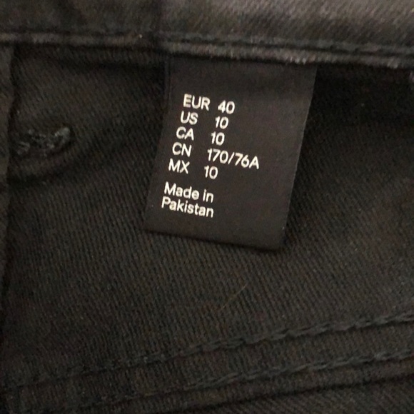 H&M waxed black pants size 10 - Picture 3 of 3